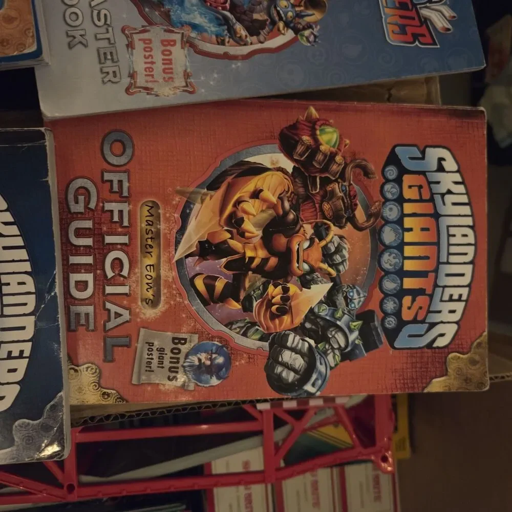 Skylanders Official Guide Book Lot 5 Spyro Giants Swap Force Trap Team